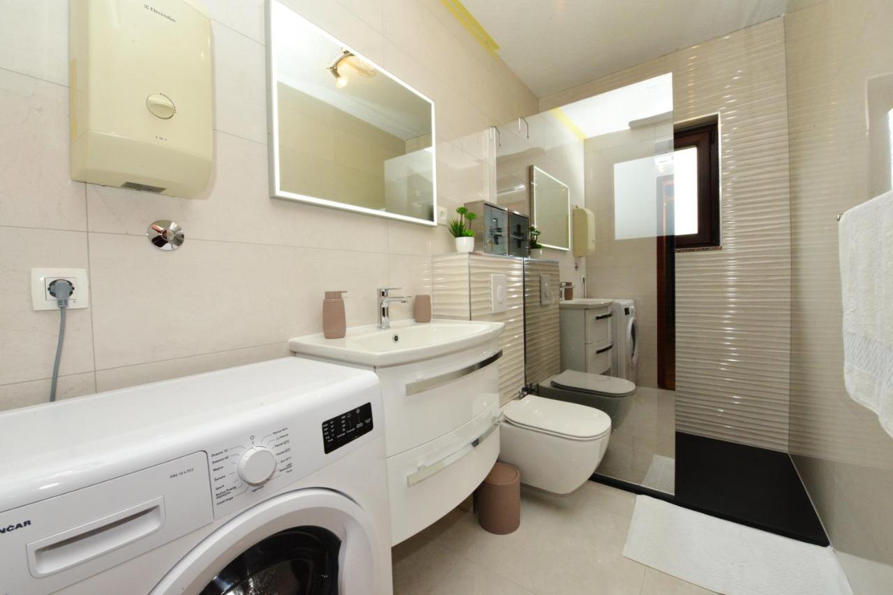 Apartmani Ivan Kastela Luaran gambar