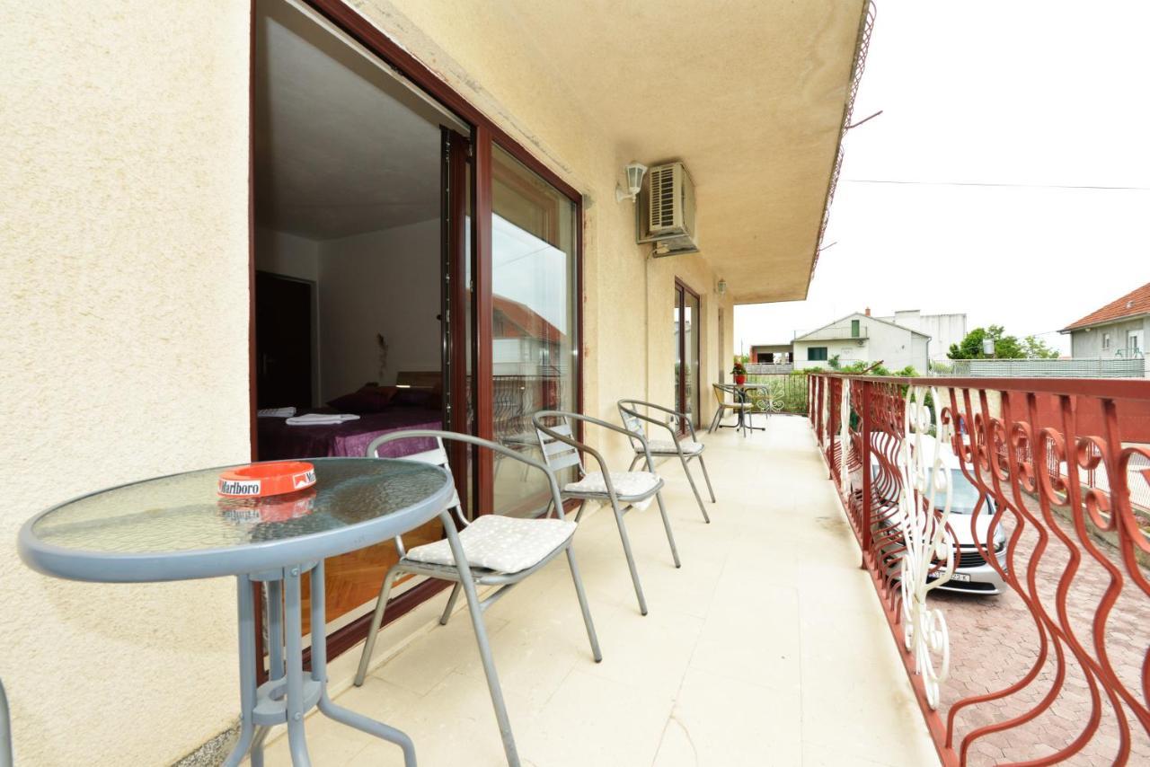 Apartmani Ivan Kastela Luaran gambar