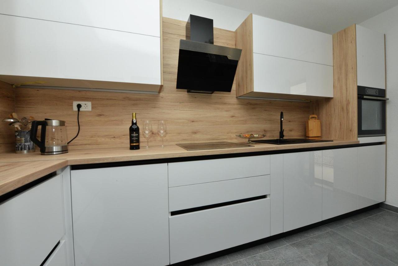 Apartmani Ivan Kastela Luaran gambar