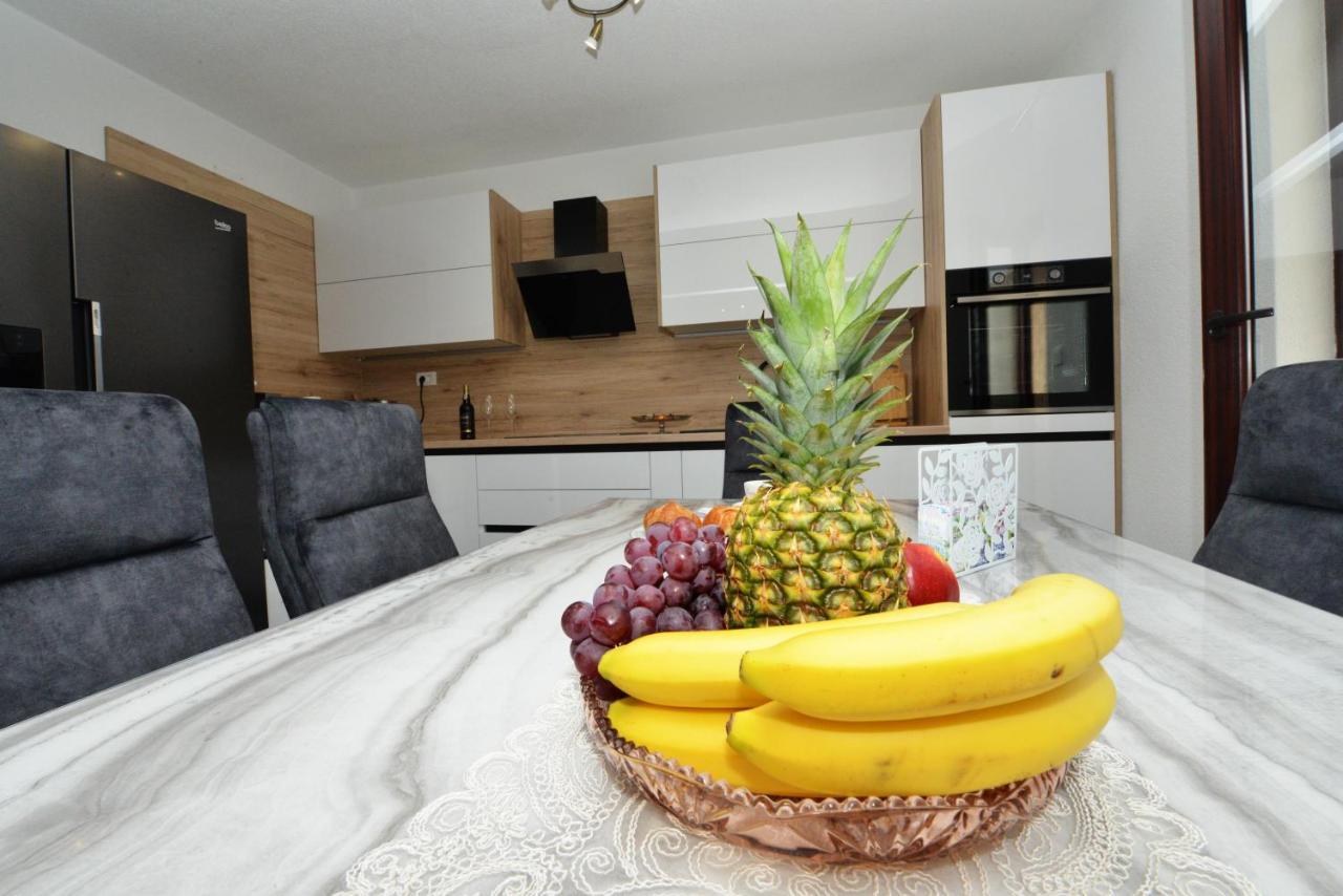 Apartmani Ivan Kastela Luaran gambar