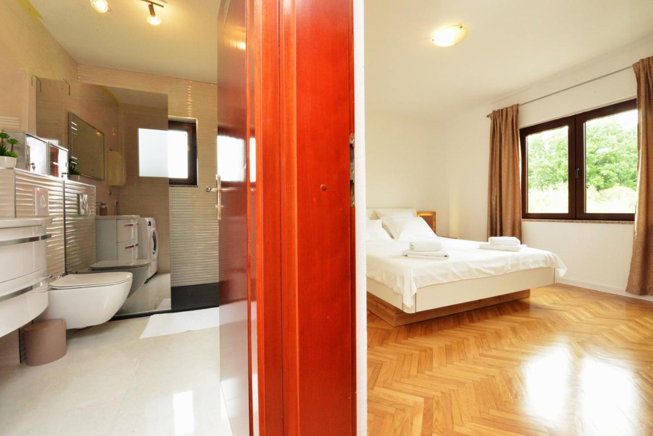 Apartmani Ivan Kastela Luaran gambar