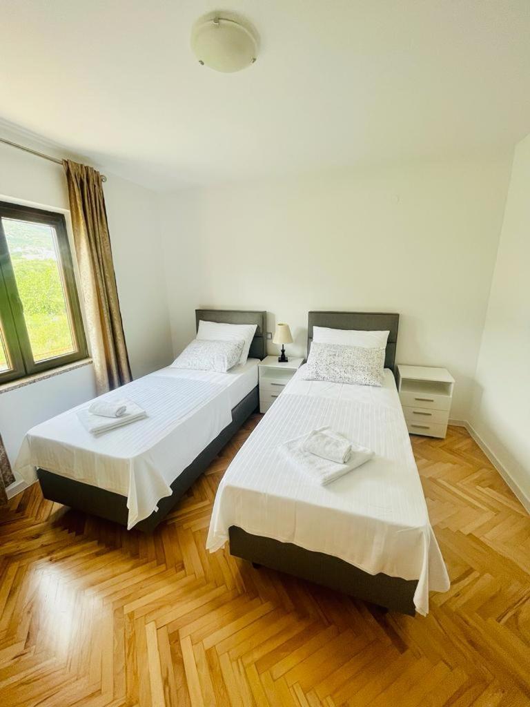Apartmani Ivan Kastela Bilik gambar