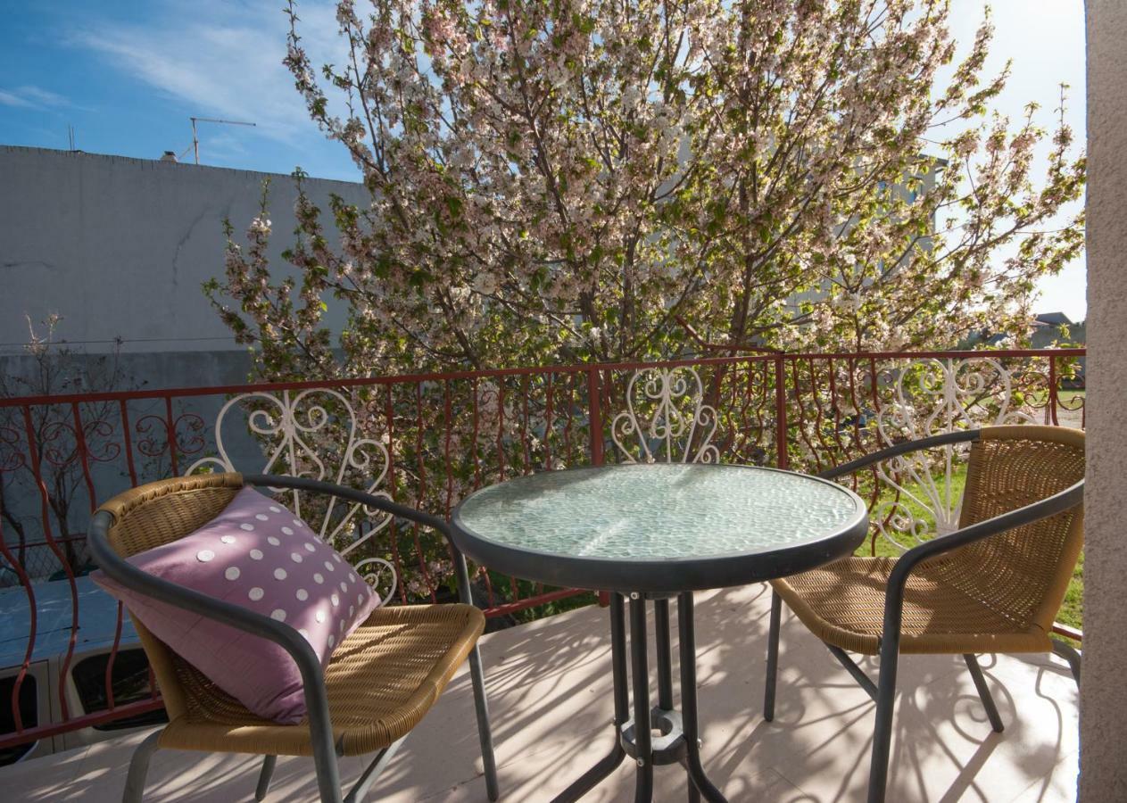 Apartmani Ivan Kastela Luaran gambar